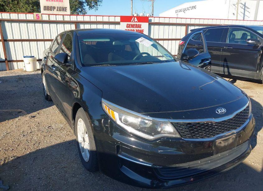 Photo 6 of 2016 Kia Optima LX (VIN 5XXGT4L32GG039300)