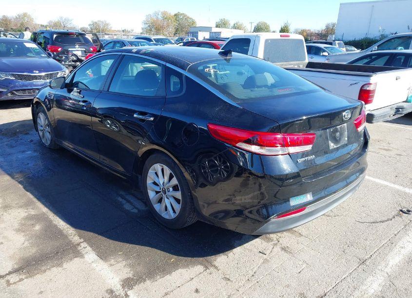 Photo 3 of 2016 Kia Optima LX (VIN 5XXGT4L32GG059837)