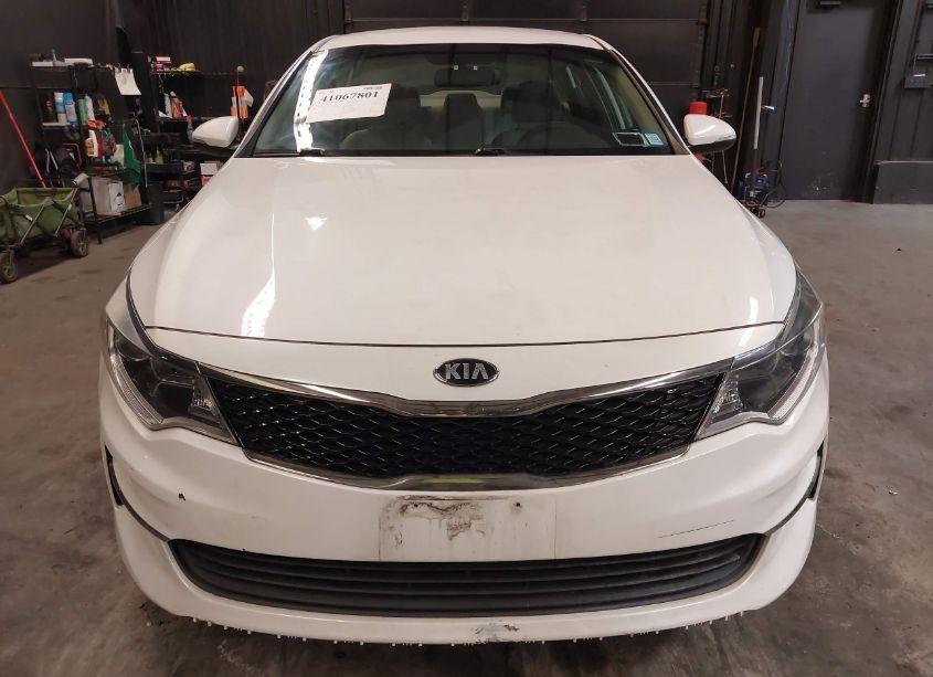 Photo 11 of 2016 Kia Optima LX (VIN 5XXGT4L32GG071387)