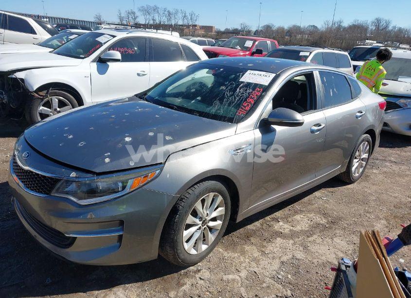 Photo 2 of 2016 Kia Optima LX (VIN 5XXGT4L32GG076573)
