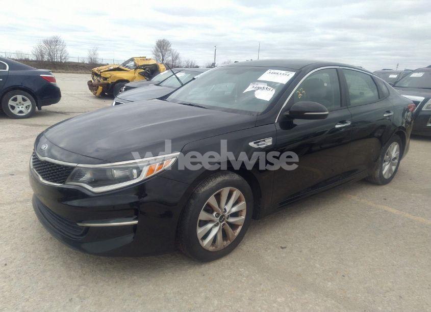 Photo 2 of 2016 Kia Optima LX (VIN 5XXGT4L32GG082521)