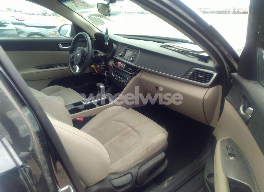Photo 5 of 2016 Kia Optima LX (VIN 5XXGT4L32GG082521)