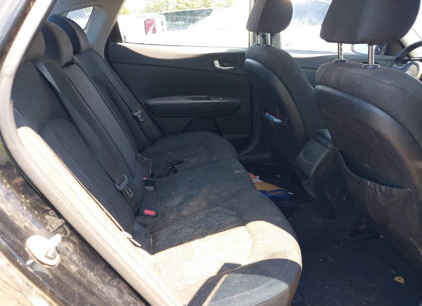 Photo 8 of 2016 Kia Optima LX (VIN 5XXGT4L32GG088531)