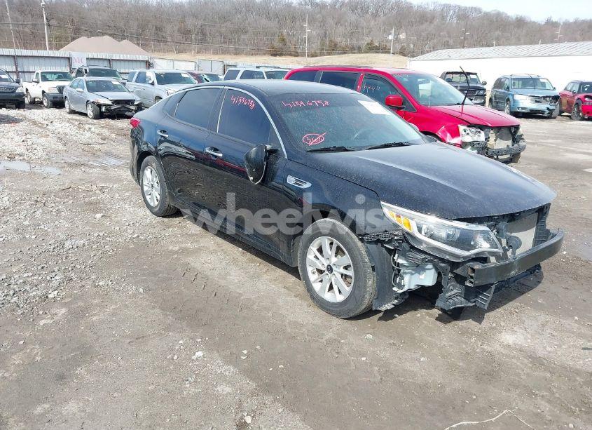2016 Kia Optima LX (VIN 5XXGT4L32GG098203) main photo