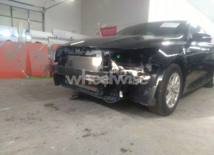 Photo 18 of 2016 Kia Optima LX (VIN 5XXGT4L32GG098203)