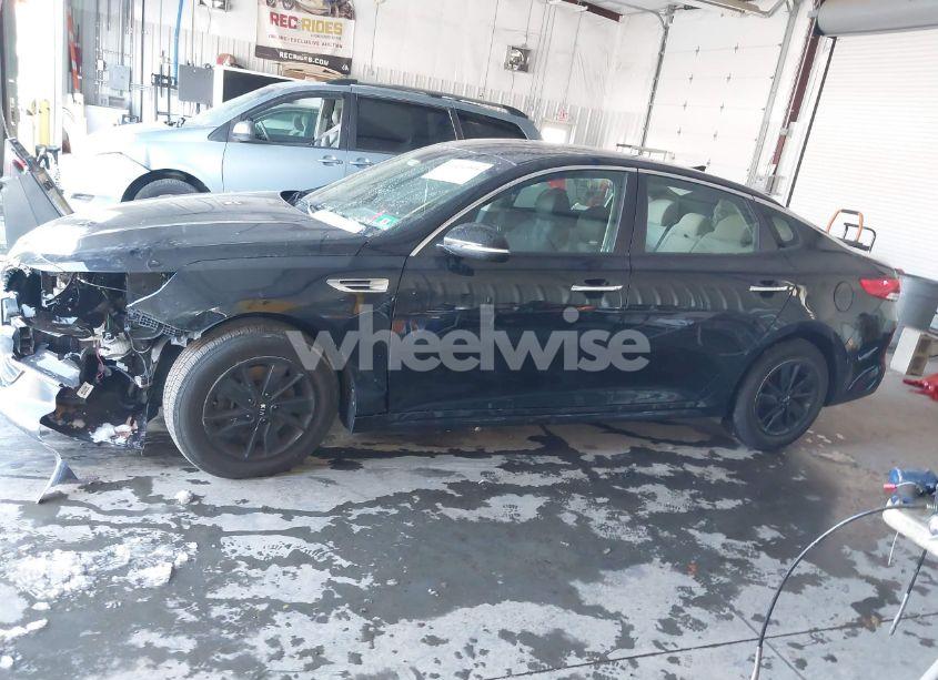 Photo 14 of 2016 Kia Optima LX (VIN 5XXGT4L32GG100063)