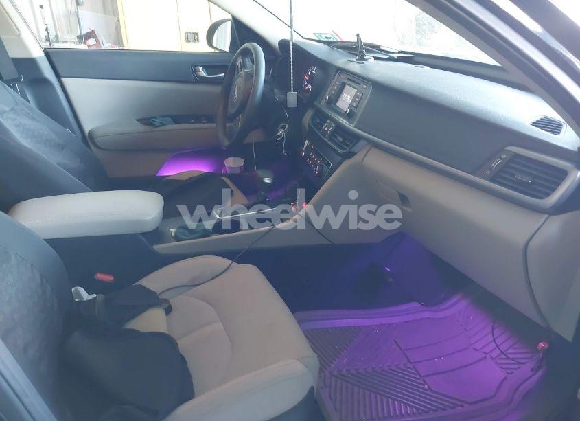 Photo 5 of 2016 Kia Optima LX (VIN 5XXGT4L32GG100063)