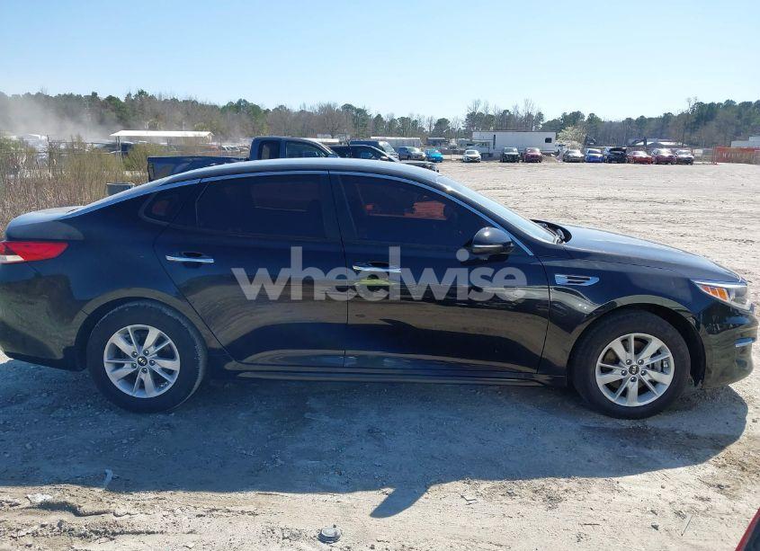 Photo 13 of 2016 Kia Optima LX (VIN 5XXGT4L32GG110060)