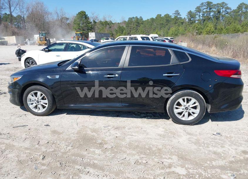 Photo 14 of 2016 Kia Optima LX (VIN 5XXGT4L32GG110060)