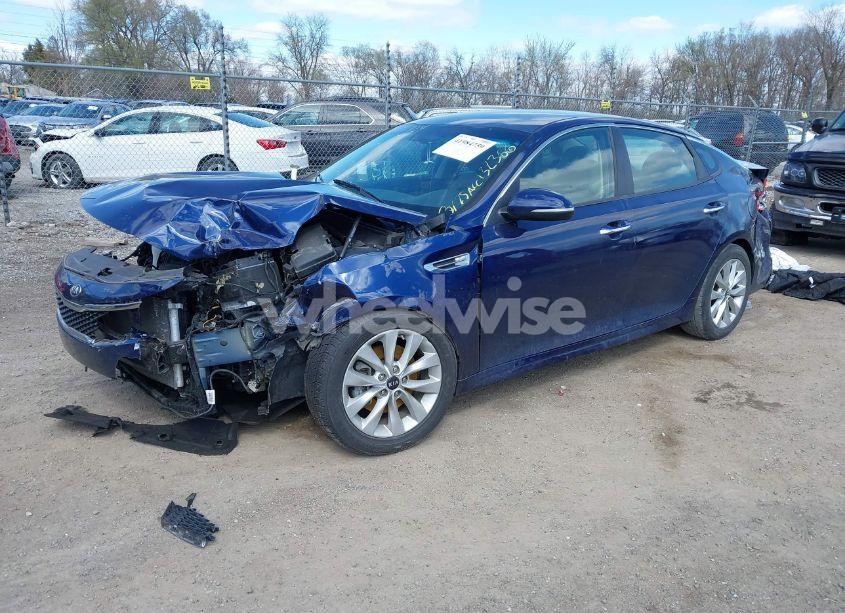 Photo 2 of 2017 Kia Optima LX (VIN 5XXGT4L32HG132366)