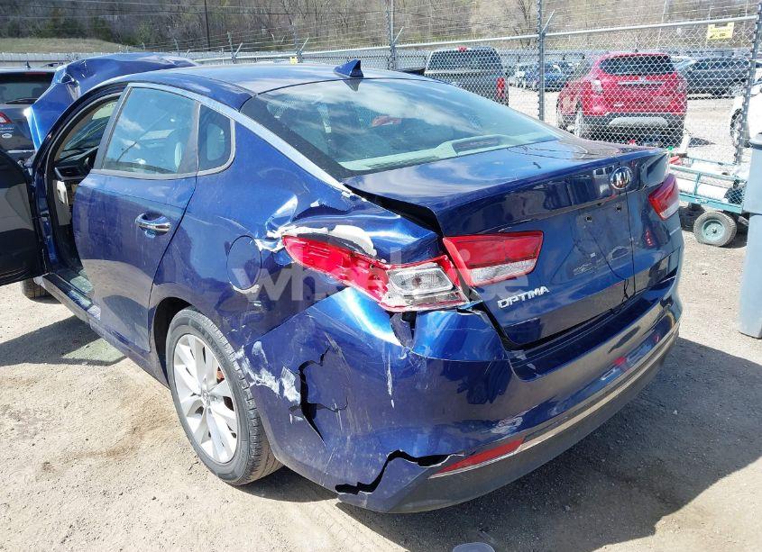 Photo 6 of 2017 Kia Optima LX (VIN 5XXGT4L32HG132366)