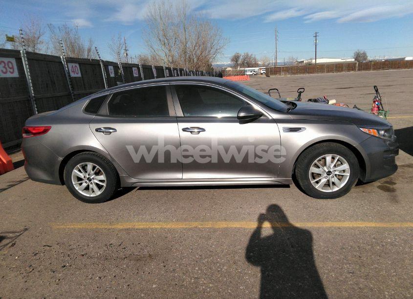 Photo 13 of 2017 Kia Optima LX (VIN 5XXGT4L32HG134229)