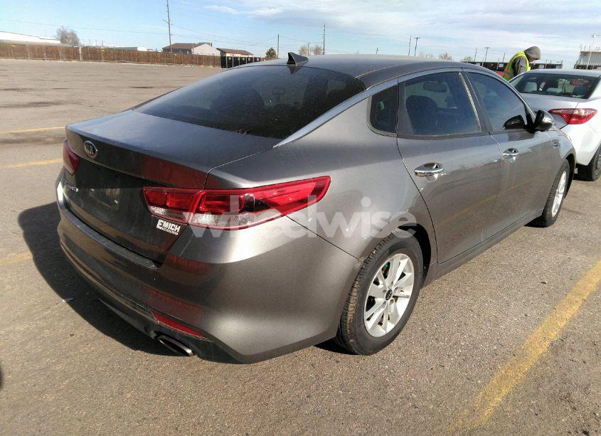 Photo 4 of 2017 Kia Optima LX (VIN 5XXGT4L32HG134229)