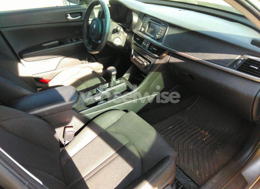 Photo 5 of 2017 Kia Optima LX (VIN 5XXGT4L32HG134229)