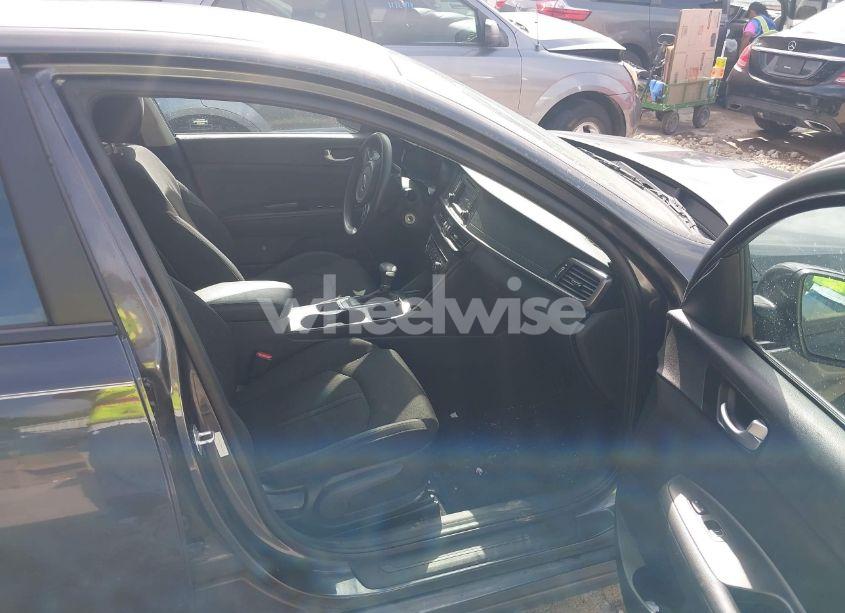 Photo 5 of 2017 Kia Optima LX (VIN 5XXGT4L32HG135140)