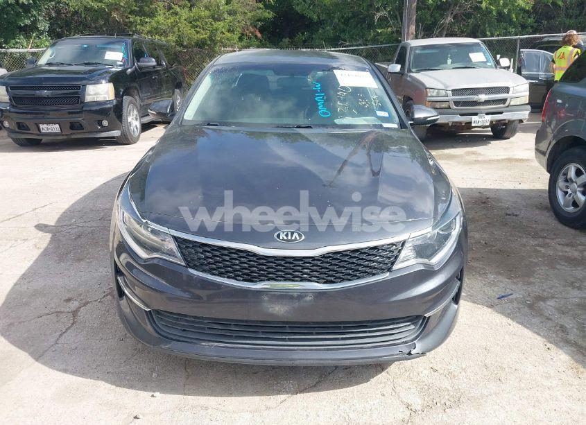 Photo 6 of 2017 Kia Optima LX (VIN 5XXGT4L32HG135140)