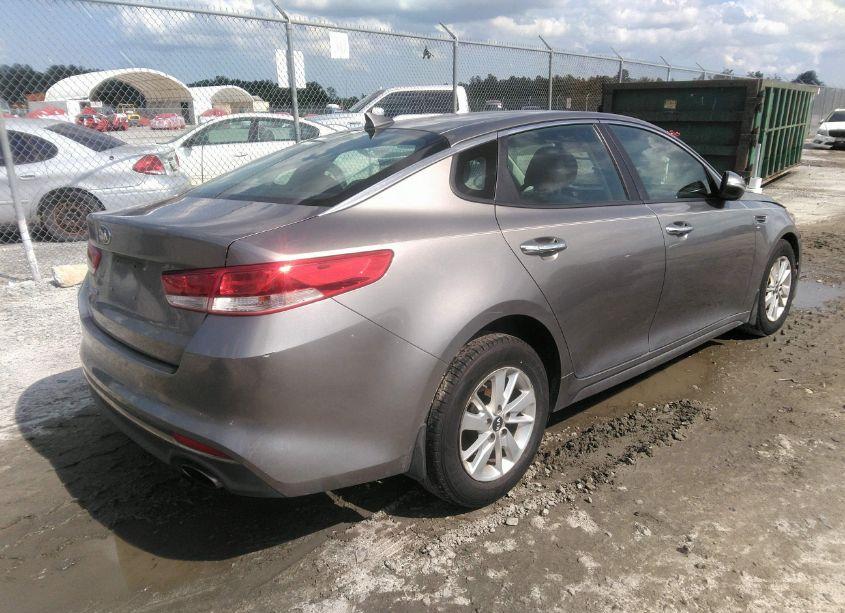 Photo 4 of 2017 Kia Optima LX (VIN 5XXGT4L32HG149443)