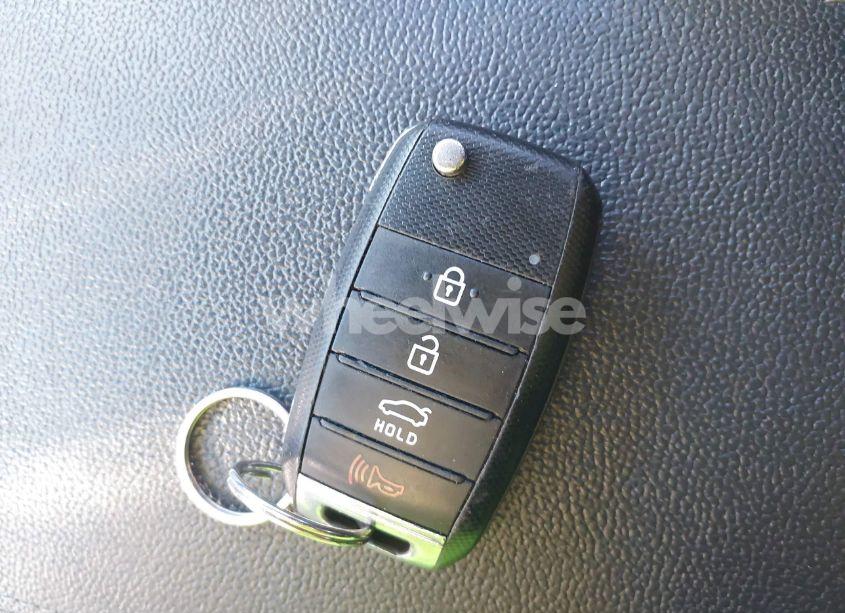 Photo 11 of 2017 Kia Optima LX (VIN 5XXGT4L32HG158496)