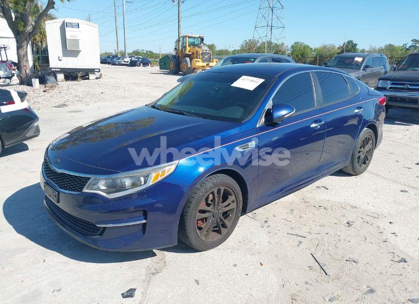 Photo 2 of 2017 Kia Optima LX (VIN 5XXGT4L32HG158496)