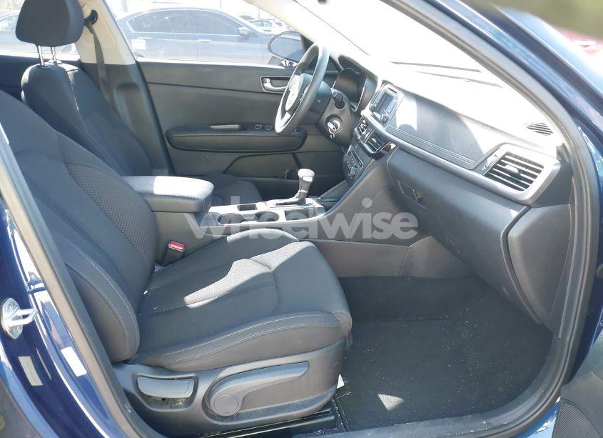 Photo 5 of 2017 Kia Optima LX (VIN 5XXGT4L32HG158496)