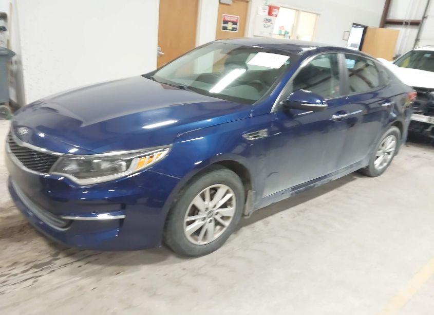 Photo 2 of 2017 Kia Optima LX (VIN 5XXGT4L32HG158546)