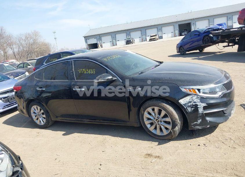 Photo 13 of 2017 Kia Optima LX (VIN 5XXGT4L32HG167750)