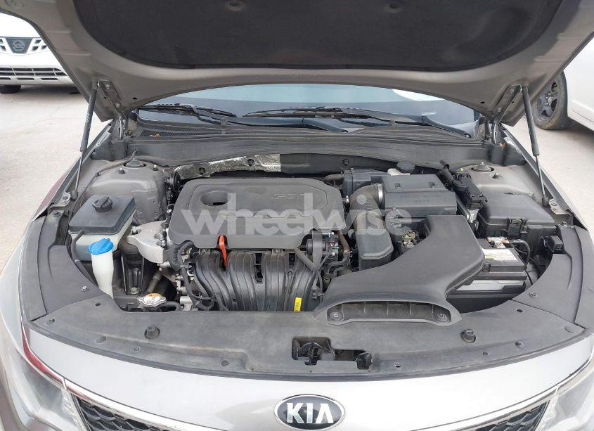 Photo 10 of 2018 Kia Optima LX (VIN 5XXGT4L32JG181962)