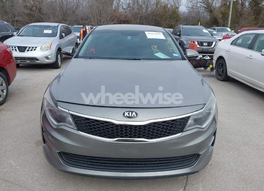 Photo 12 of 2018 Kia Optima LX (VIN 5XXGT4L32JG181962)