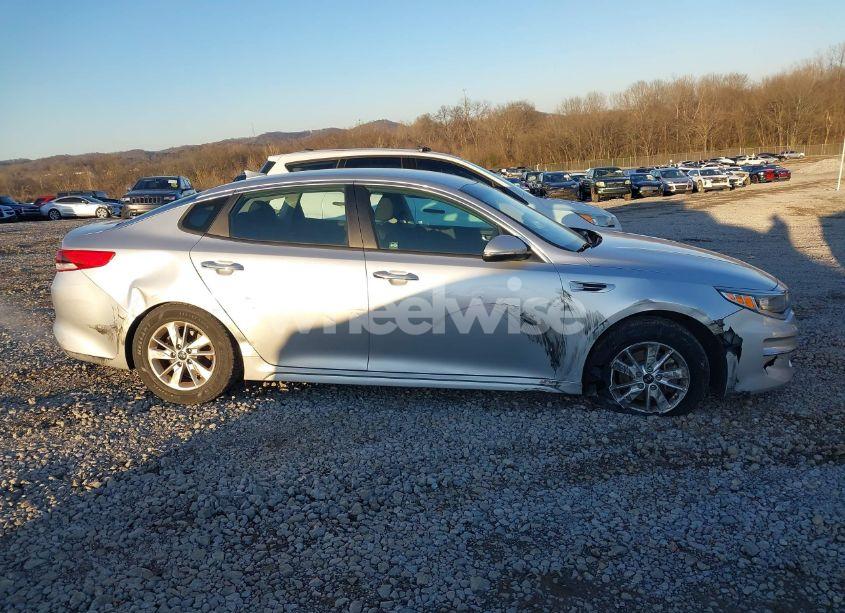 Photo 13 of 2018 Kia Optima LX (VIN 5XXGT4L32JG182447)