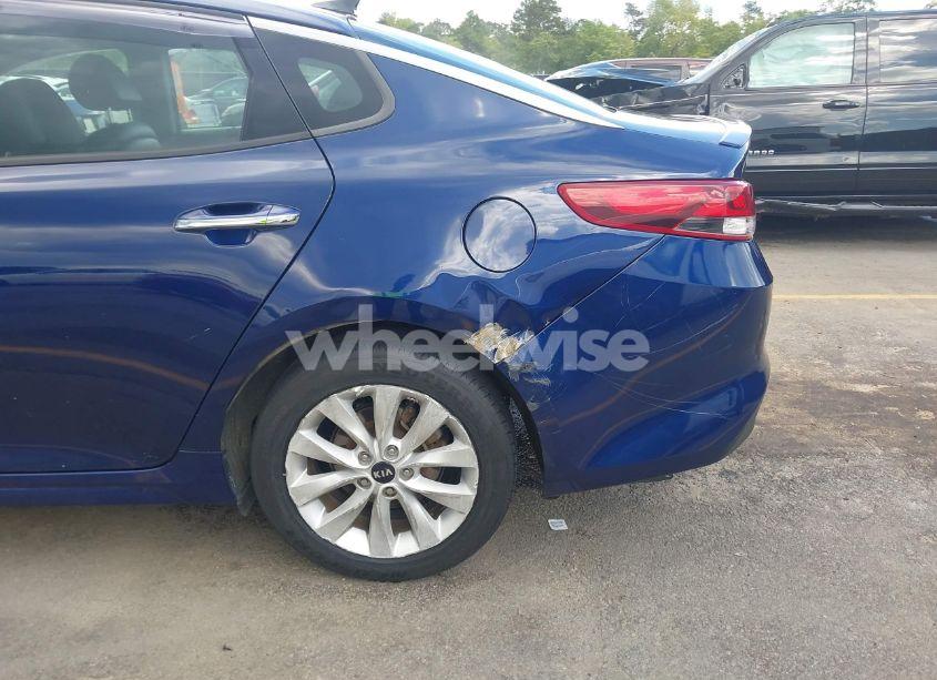 Photo 6 of 2018 Kia Optima S (VIN 5XXGT4L32JG189009)