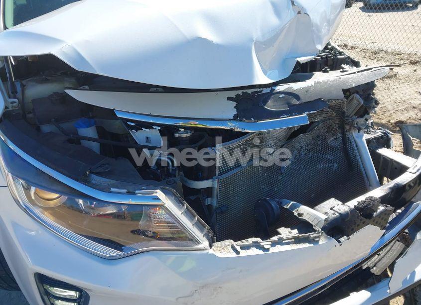 Photo 6 of 2018 Kia Optima S (VIN 5XXGT4L32JG190385)