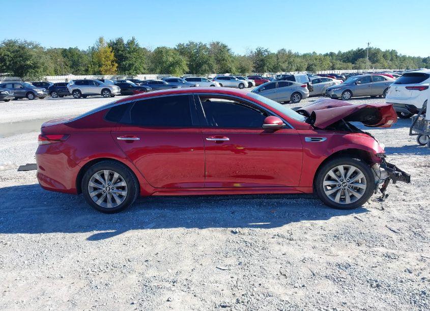 Photo 14 of 2018 Kia Optima S (VIN 5XXGT4L32JG202521)