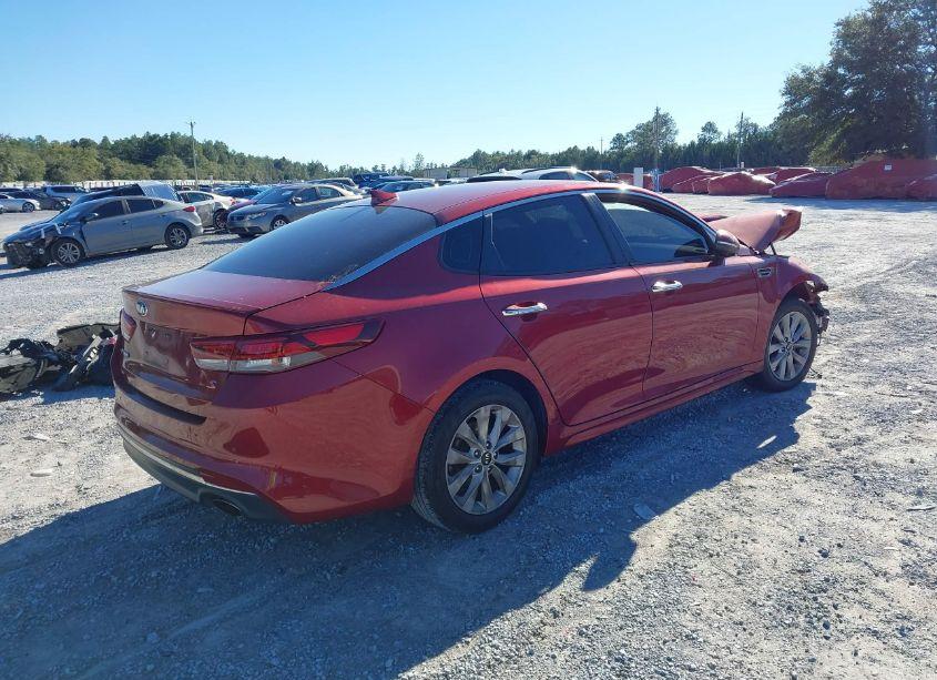 Photo 4 of 2018 Kia Optima S (VIN 5XXGT4L32JG202521)