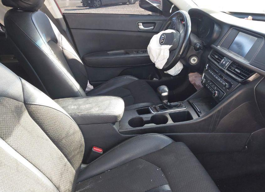 Photo 5 of 2018 Kia Optima S (VIN 5XXGT4L32JG202521)
