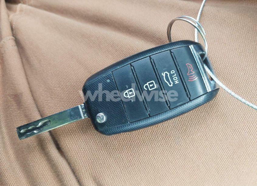 Photo 11 of 2018 Kia Optima LX (VIN 5XXGT4L32JG207055)