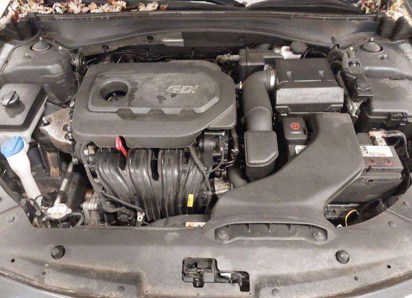 Photo 10 of 2018 Kia Optima S (VIN 5XXGT4L32JG213017)