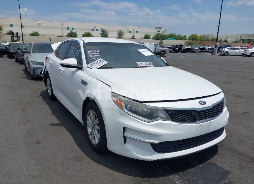 Photo 13 of 2018 Kia Optima LX (VIN 5XXGT4L32JG213616)