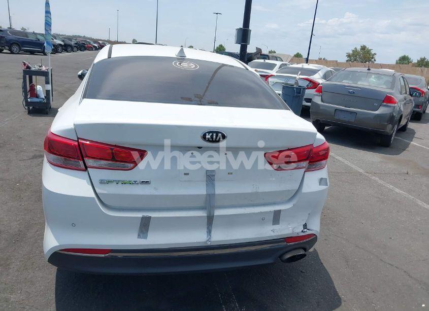 Photo 16 of 2018 Kia Optima LX (VIN 5XXGT4L32JG213616)