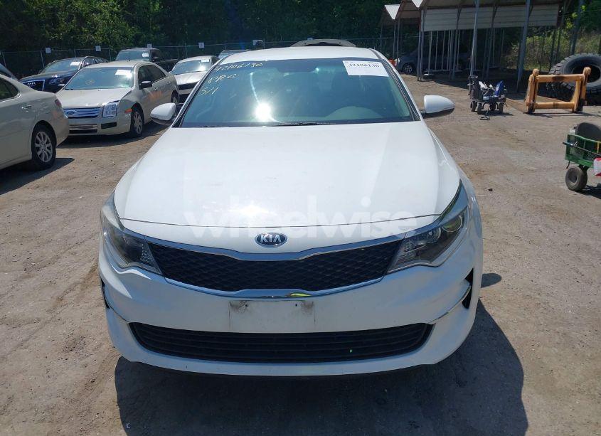 Photo 12 of 2018 Kia Optima LX (VIN 5XXGT4L32JG219402)