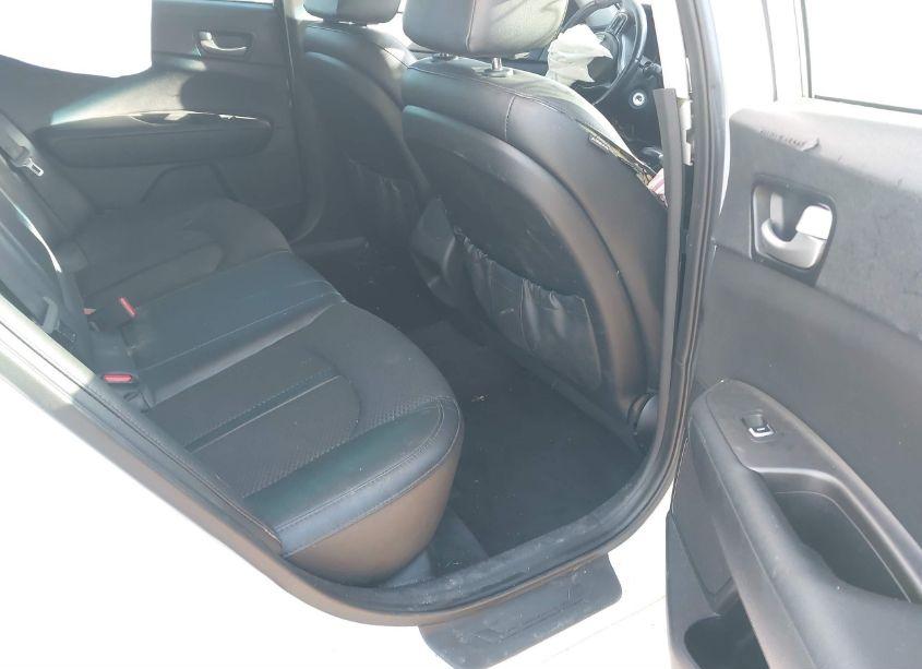 Photo 8 of 2018 Kia Optima S (VIN 5XXGT4L32JG234613)