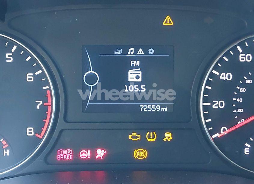 Photo 16 of 2018 Kia Optima LX (VIN 5XXGT4L32JG235891)