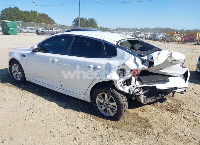 Photo 3 of 2018 Kia Optima LX (VIN 5XXGT4L32JG235891)