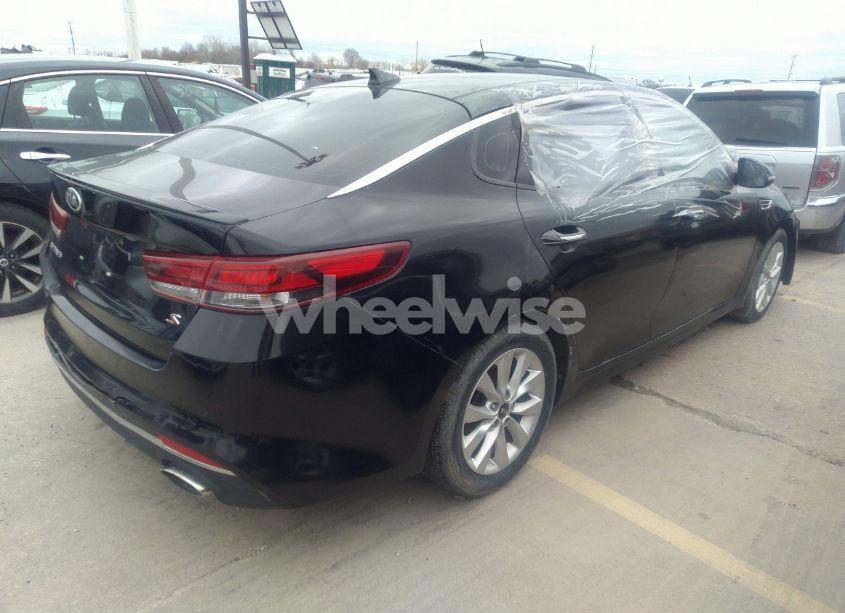 Photo 4 of 2018 Kia Optima S (VIN 5XXGT4L32JG245188)