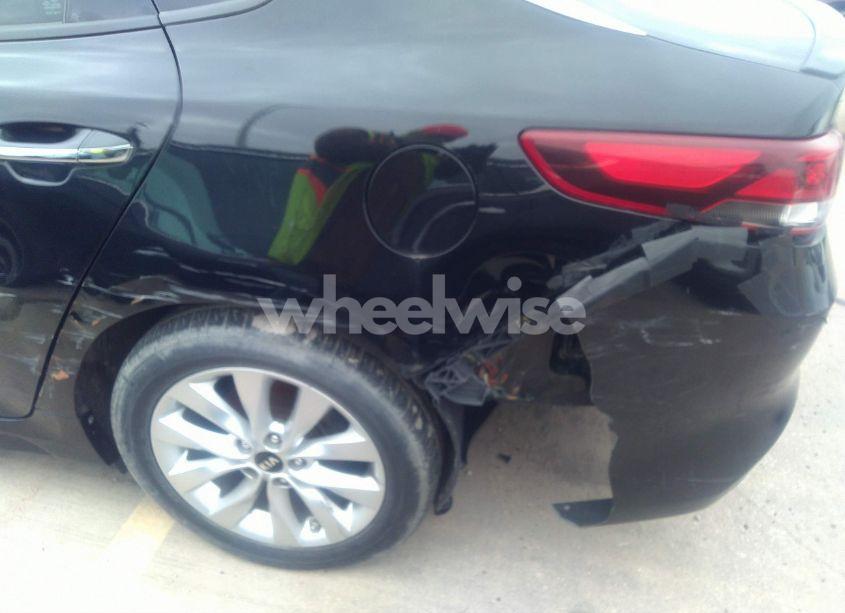 Photo 6 of 2018 Kia Optima S (VIN 5XXGT4L32JG245188)