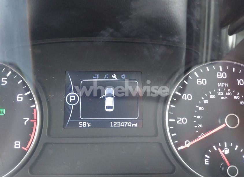 Photo 15 of 2018 Kia Optima S (VIN 5XXGT4L32JG251377)