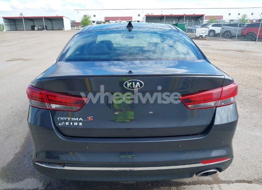 Photo 16 of 2018 Kia Optima S (VIN 5XXGT4L32JG251377)