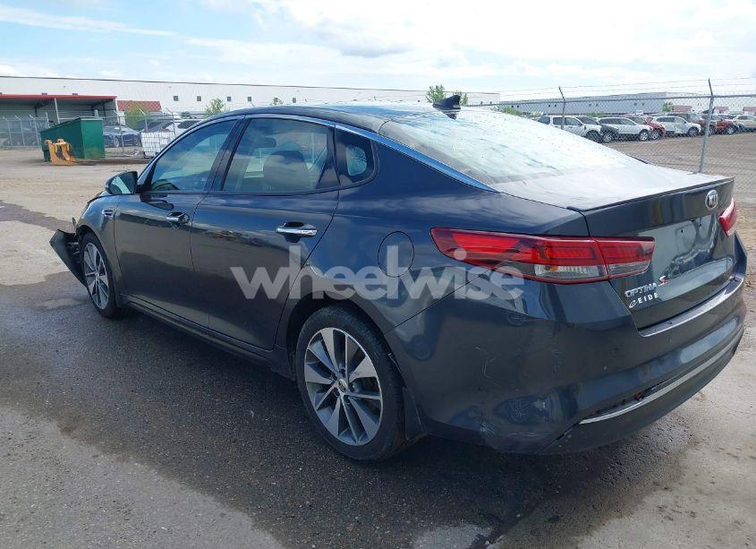Photo 3 of 2018 Kia Optima S (VIN 5XXGT4L32JG251377)