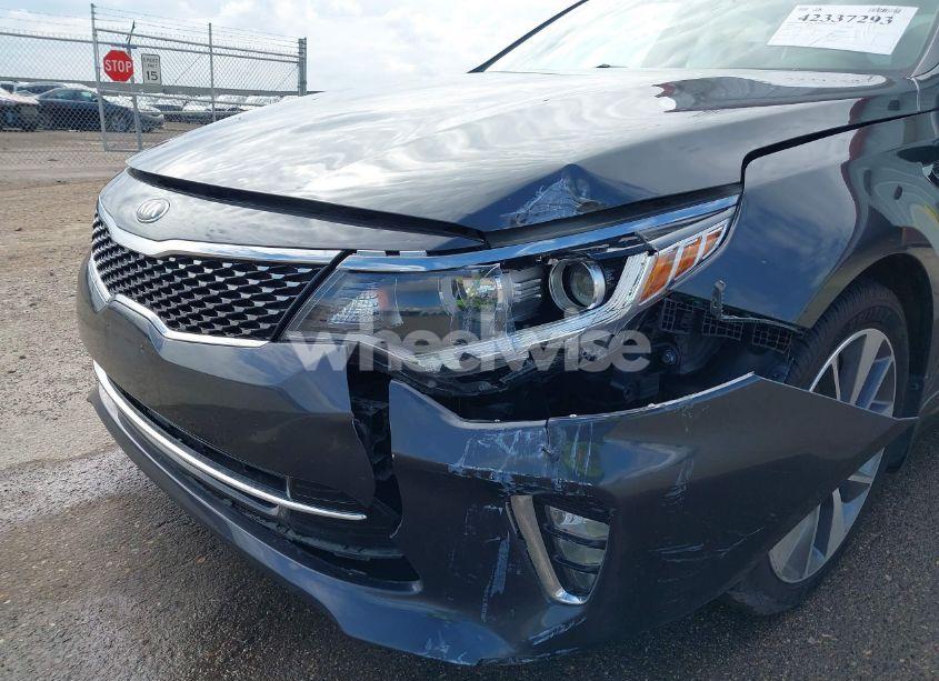 Photo 6 of 2018 Kia Optima S (VIN 5XXGT4L32JG251377)