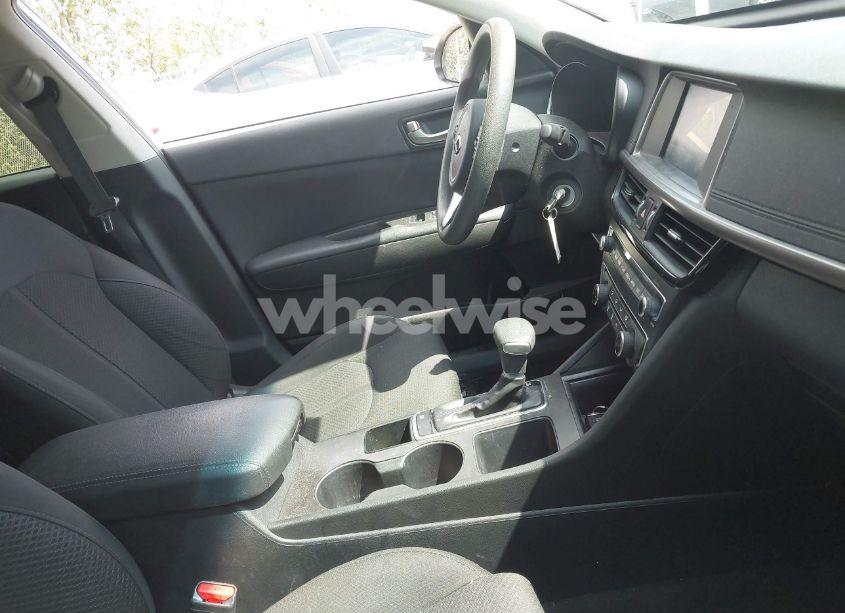 Photo 5 of 2018 Kia Optima LX (VIN 5XXGT4L32JG251685)