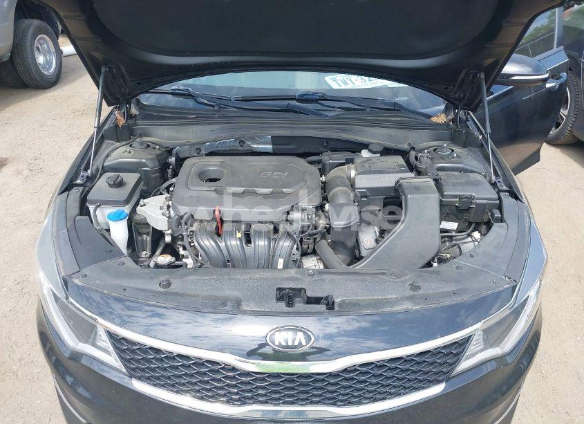 Photo 10 of 2018 Kia Optima LX (VIN 5XXGT4L32JG253713)